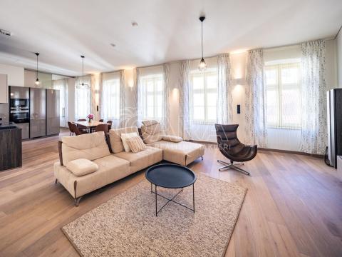 Pronájem bytu 3+kk, Praha, Truhlářská, 130 m2