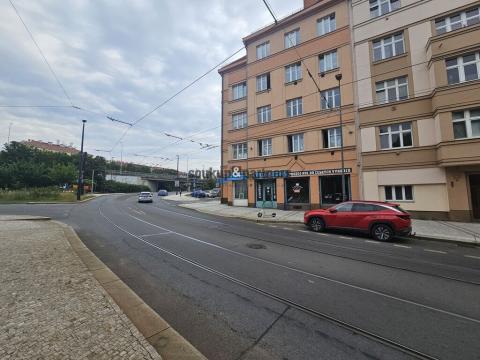 Pronájem obchodního prostoru, Praha - Libeň, Horovo náměstí, 98 m2