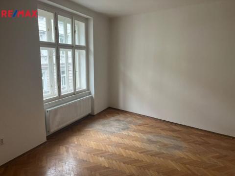 Prodej bytu 3+kk, Praha - Vyšehrad, Neklanova, 90 m2