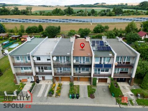 Prodej rodinného domu, Krnov - Pod Bezručovým vrchem, Družstevní, 98 m2