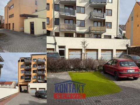 Pronájem garáže, České Budějovice - České Budějovice 3, Resslova, 15 m2