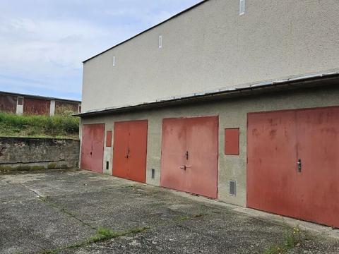 Prodej garáže, Kroměříž, Obvodová, 21 m2