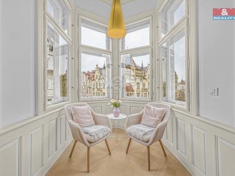 Pronájem bytu 2+kk, Praha - Staré Město, Pařížská, 70 m2