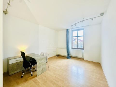 Pronájem bytu 1+1, Sušice, náměstí Svobody, 37 m2