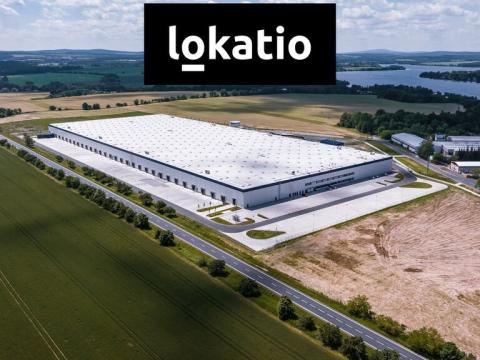 Pronájem skladu, Cheb, 18200 m2