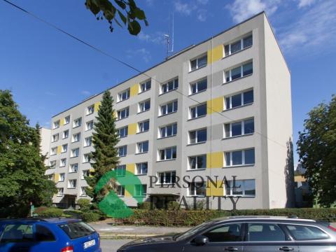 Pronájem bytu 3+1, Praha - Hlubočepy, Renoirova, 69 m2