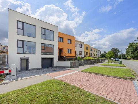 Prodej bytu 3+kk, Vyškov - Brňany, V Brňanech, 75 m2