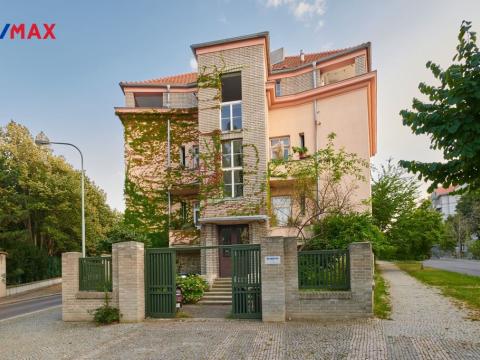 Pronájem kanceláře, Praha - Bubeneč, Bubenečská, 49 m2