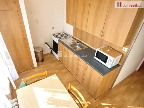 Pronájem bytu 1+1, Mělník, Pražská, 38 m2