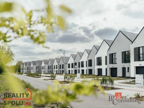 Prodej rodinného domu, Pečky - Velké Chvalovice, Za Statkem, 160 m2