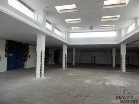 Pronájem skladu, Brno - Černovice, 722 m2