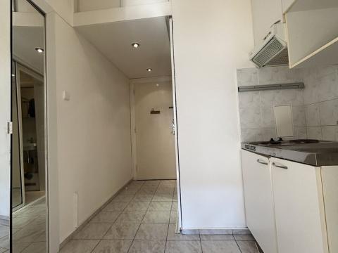 Pronájem bytu 1+kk, Praha - Holešovice, U smaltovny, 26 m2