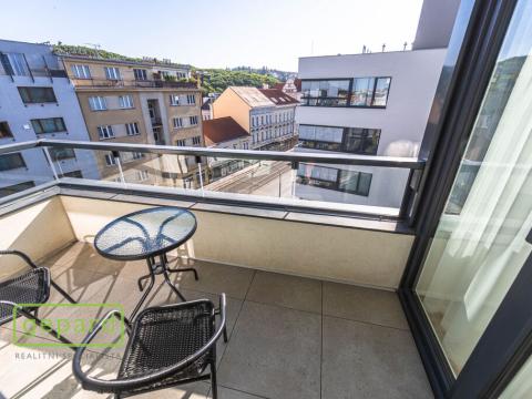 Pronájem bytu 2+kk, Praha - Smíchov, Holečkova, 63 m2