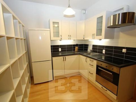 Pronájem bytu 1+kk, Praha - Košíře, Pod Kavalírkou, 45 m2