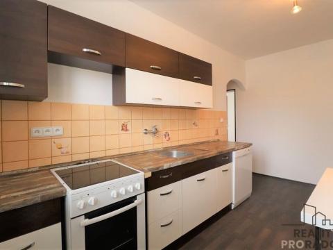Pronájem bytu 2+1, Moravský Krumlov, Dělnická, 55 m2