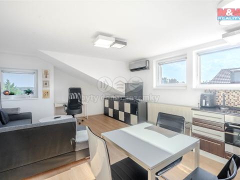 Pronájem bytu 2+kk, Hostivice, Unhošťská, 45 m2