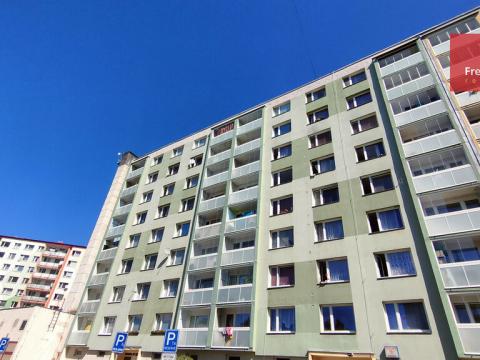 Prodej bytu 1+1, Krupka - Maršov, Karla Čapka, 35 m2