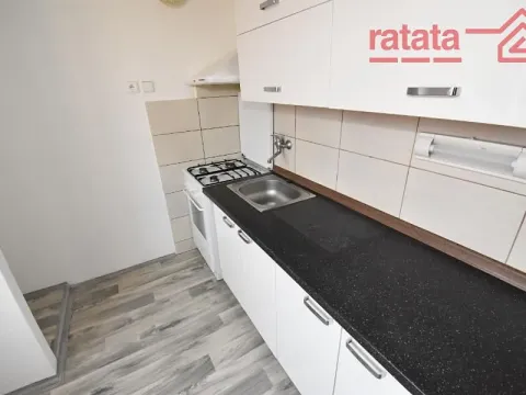 Pronájem bytu 3+1, Klášterec nad Ohří, Pod Stadionem, 62 m2