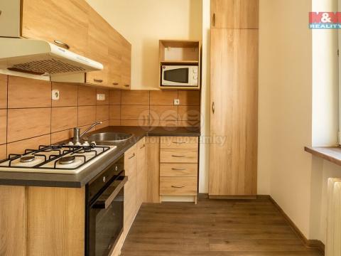 Prodej bytu 2+1, Bukovany, 51 m2