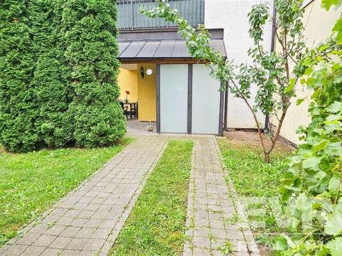 Pronájem komerční nemovitosti, Kolín - Kolín IV, Školská, 31 m2