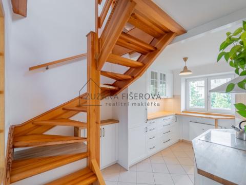 Pronájem bytu 3+1, Praha, Poděbradská, 116 m2