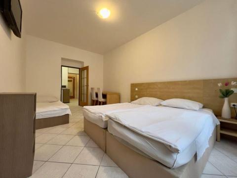 Pronájem bytu 2+kk, Praha - Smíchov, U Santošky, 45 m2