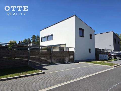 Pronájem rodinného domu, Plzeň, Ledňáčková, 108 m2