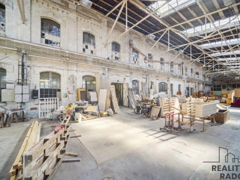 Pronájem výrobních prostor, Pardubice, S. K. Neumanna, 170 m2