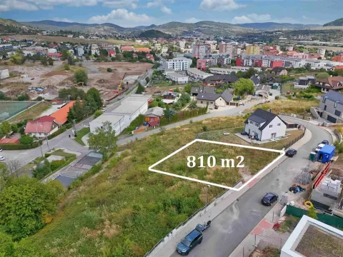 Prodej pozemku pro bydlení, Beroun, 810 m2