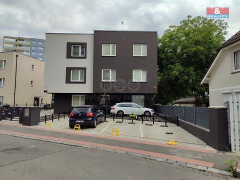 Pronájem bytu 1+kk, Praha - Hloubětín, Kukelská, 24 m2