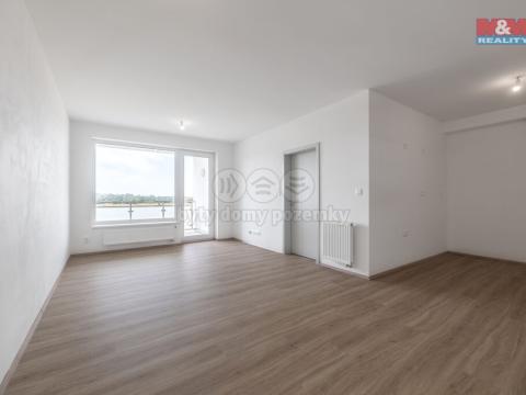 Prodej bytu 2+kk, Uherské Hradiště - Vésky, Na Dědině, 74 m2