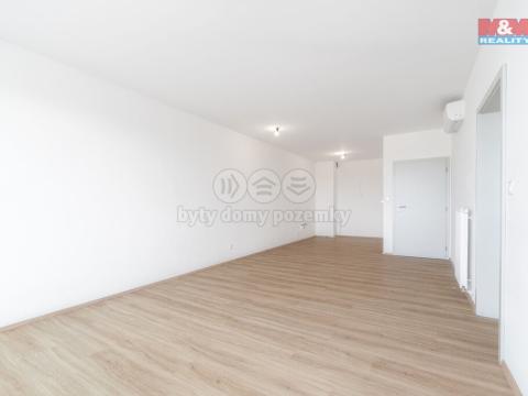 Prodej bytu 2+kk, Uherské Hradiště - Vésky, Na Dědině, 84 m2