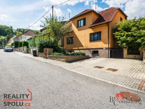 Prodej rodinného domu, Brno - Žebětín, Akátová, 222 m2