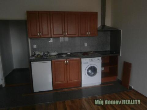 Pronájem bytu 1+kk, Praha - Vysočany, Freyova, 25 m2