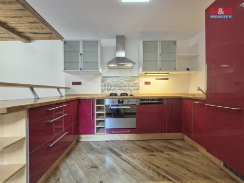 Pronájem bytu 2+kk, Jáchymov, náměstí Republiky, 56 m2