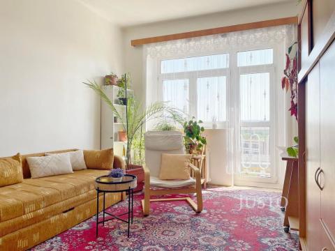 Prodej bytu 2+kk, Praha - Vršovice, 28. pluku, 64 m2