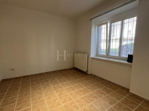 Pronájem bytu 1+1, Praha - Vokovice, Africká, 30 m2