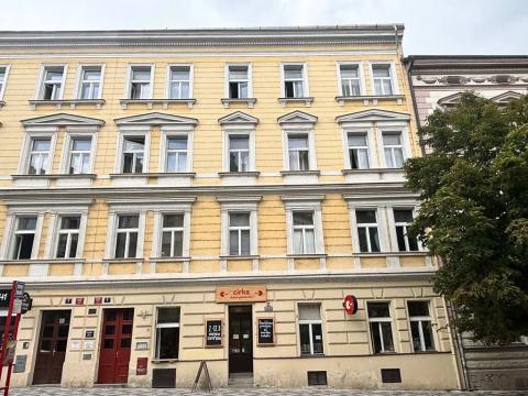 Pronájem bytu 1+1, Praha - Dejvice, Pod kaštany, 32 m2