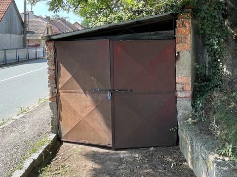 Prodej garáže, Týnec nad Labem, Bělohorská, 18 m2