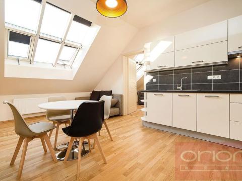 Pronájem bytu 3+kk, Praha - Žižkov, Kubelíkova, 81 m2