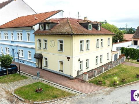 Prodej obchodního prostoru, Protivín, Masarykovo nám., 307 m2