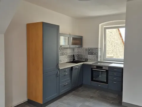 Pronájem bytu 2+kk, Liberec, Valdštejnská, 46 m2