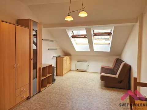 Pronájem bytu 1+kk, Praha - Smíchov, Grafická, 22 m2