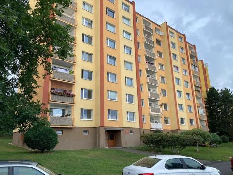 Pronájem bytu 1+1, Chomutov, Hutnická, 42 m2