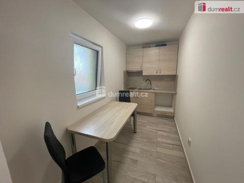 Pronájem bytu 2+1, Mikulov, Zámecká, 38 m2