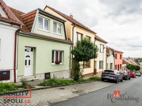 Prodej rodinného domu, Šlapanice, Kosmákova, 130 m2