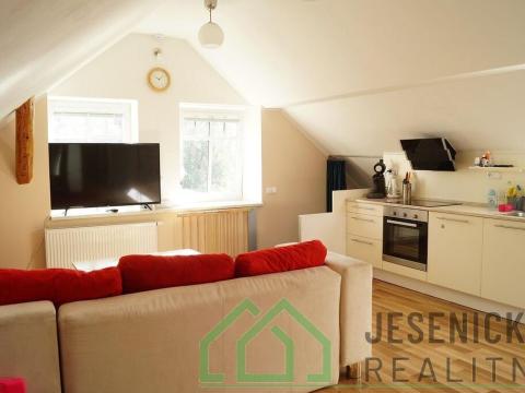 Pronájem bytu 2+kk, Žulová, Josefské náměstí, 62 m2