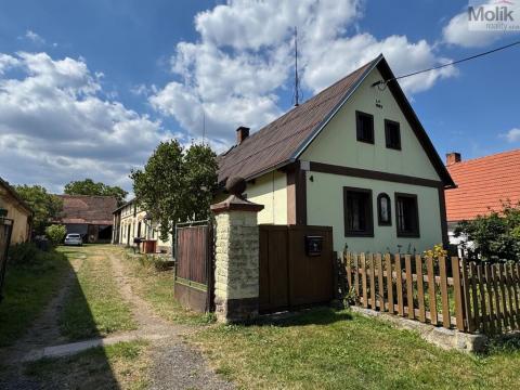 Prodej rodinného domu, Velečín, 300 m2