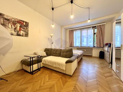 Prodej bytu 1+kk, Praha - Karlín, Sokolovská, 33 m2