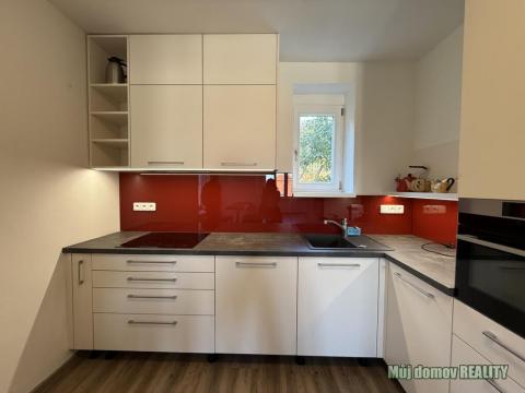 Pronájem bytu 2+1, Praha - Smíchov, Na Konvářce, 77 m2